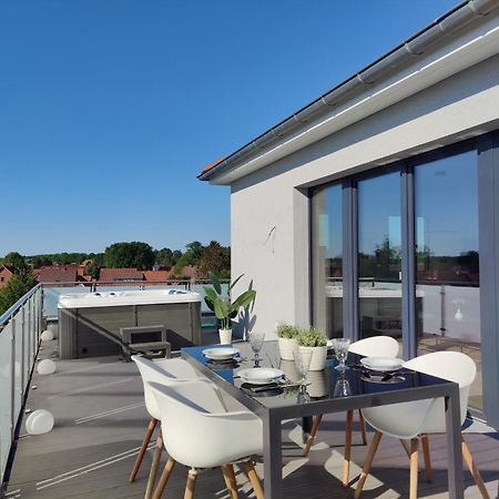Penthouse Mit Whirlpool Im Herzen Von Niedersachsen Burgwedel  Luaran gambar