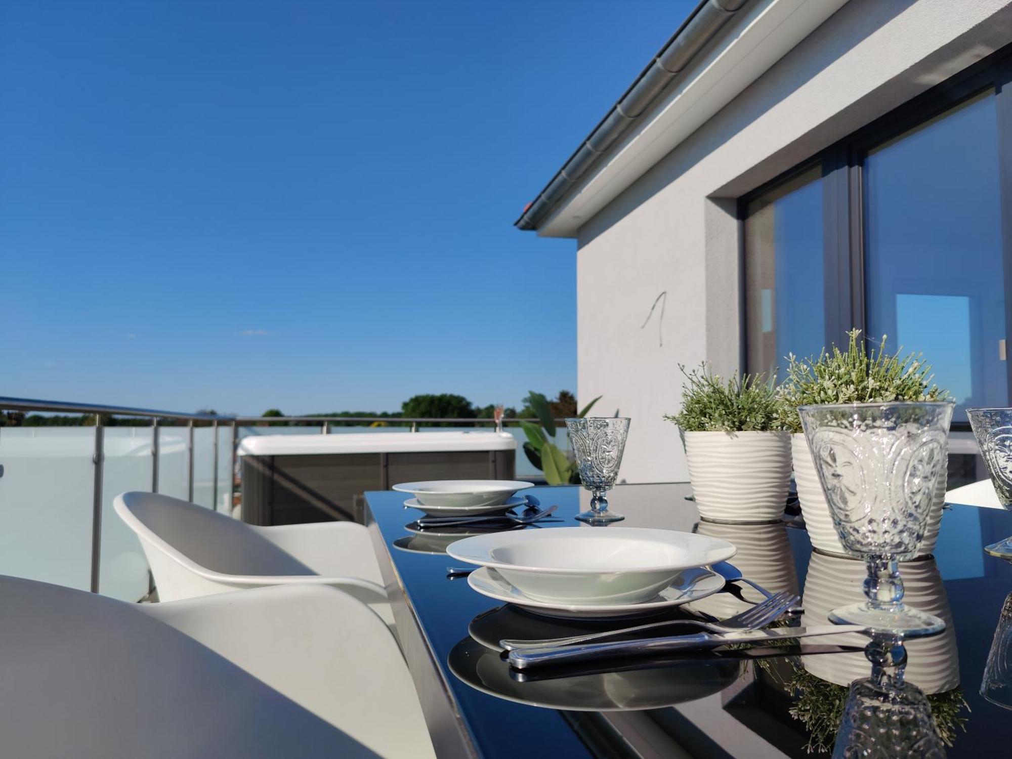Penthouse Mit Whirlpool Im Herzen Von Niedersachsen Burgwedel  Luaran gambar